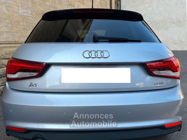 Audi A1 Sportback 10 TFSI 95 ch ultra S line tronic 7 •  S-Line interieur exterieur Sièges Sport Cuir Chauffant Xénons Plus Audio Bose Palettes au volant Garantie 12 M - 10