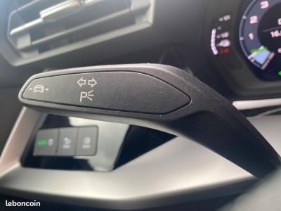 Audi A3 Sportback 14 40 TFSIE 204CH PHEV 257KWH BUSINESS LINE GARANTIE CONSTRUCTEUR ATTELAGE 1   - 18