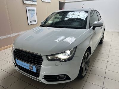 Audi A1  16 TDI 90ch FAP S line S tronic 7   - 1