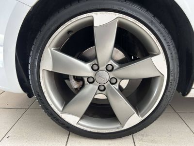 Audi A1  16 TDI 90ch FAP S line S tronic 7   - 22