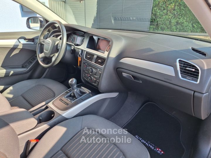 Audi A4 18 TFSI 160 cv Attraction - 12