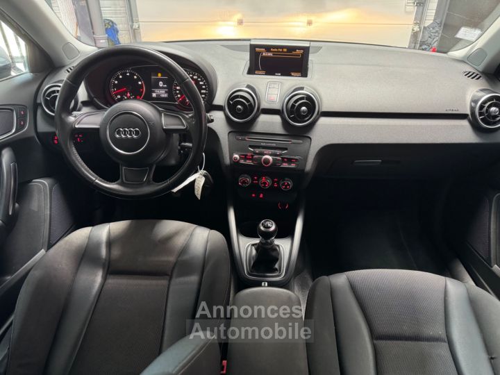Audi A1 14 TFSI 122 Ambiente - 13