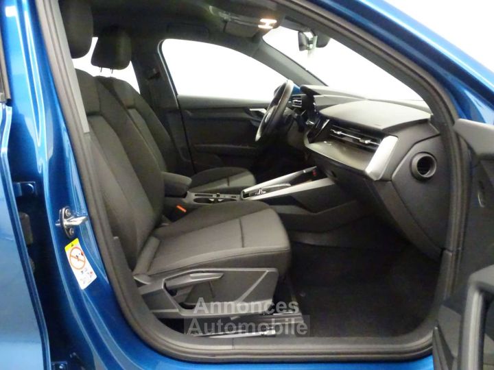 Audi A3 30TFSI Sedan STronic Adv LED-NAVI-VIRTUAL-PARKING - 9