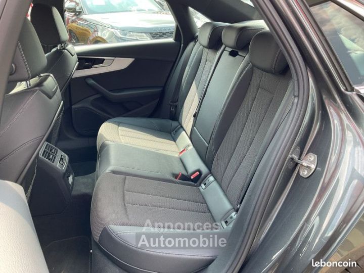Audi A4 35 TFSI 150CH S LINE TRONIC 7 - 10