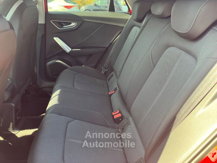Audi Q2 30 TDI 116 S LINE Ext GPS Caméra Hayon Keyless JA 18" - 17