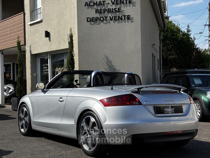 Audi TT Roadster 20 TFSI - 200  2007  PHASE 1 - 10
