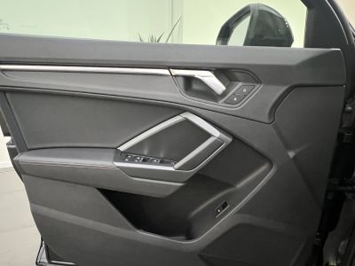 Audi Q3 35 TFSI 150 ch S tronic 7 S Edition   - 12