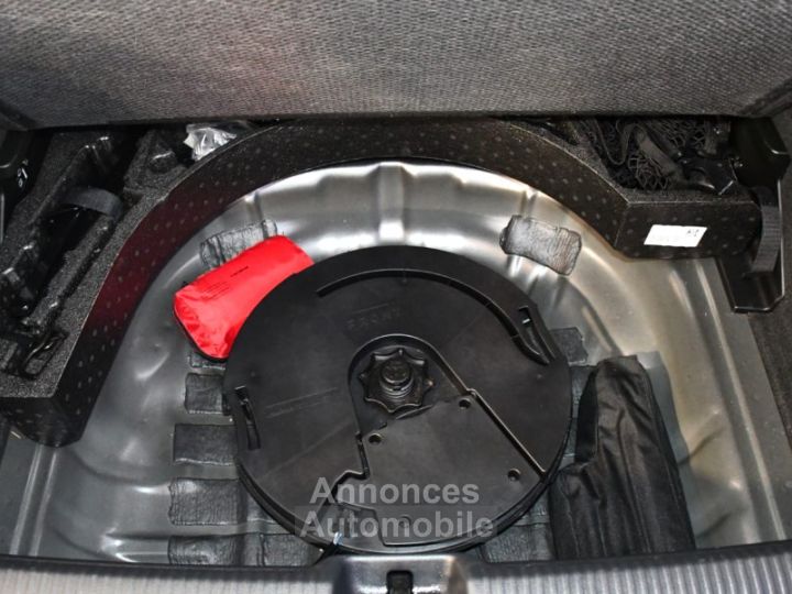 Audi Q2 S-Line 35 TFSI 150 S-Tronic GPS Virtual Pré Sense ACC TO Attelage Car Play Lane JA 19 Sport - 52