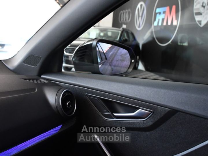 Audi Q2 S-Line 35 TFSI 150 S-Tronic GPS Virtual Pré Sense ACC TO Attelage Car Play Lane JA 19 Sport - 59