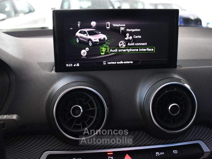 Audi Q2 S-Line 35 TFSI 150 S-Tronic GPS Virtual Pré Sense ACC TO Attelage Car Play Lane JA 19 Sport - 62