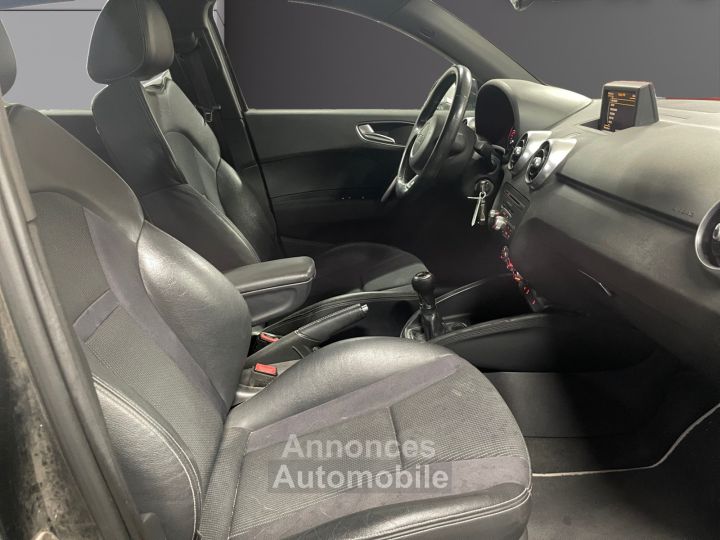Audi A1 Sportback 16 TDI 105 S line // TOIT PANORAMIQUE // - 11