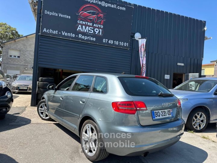 Audi A3 Sportback 16 TDI 105 CH - 2