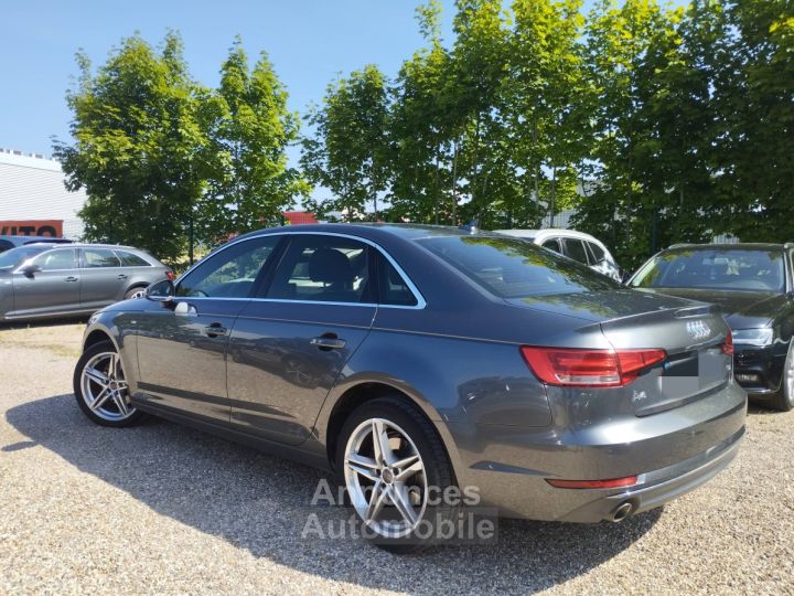Audi A4 V (B9) 20 TDI 150ch S line S tronic 7 - 2