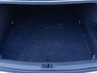 Audi A4 IV 18 TFSI 160 AMBIENTE BVA   - 10
