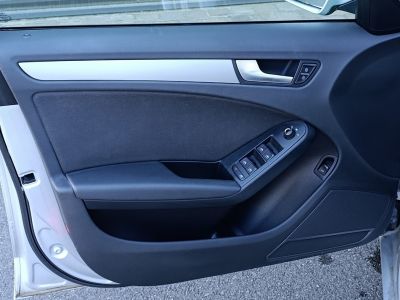 Audi A4 IV 18 TFSI 160 AMBIENTE BVA   - 15