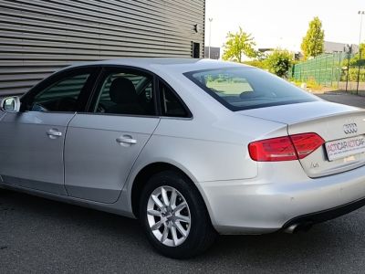 Audi A4 IV 18 TFSI 160 AMBIENTE BVA   - 21