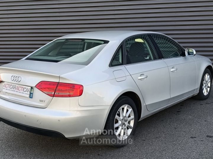 Audi A4 IV 18 TFSI 160 AMBIENTE BVA - 22