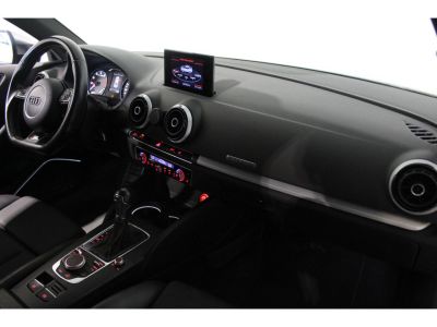 Audi S3 Berline Quattro 20 TFSI - 300 - BV S-tronic 8V BERLINE  PHASE 1   - 11