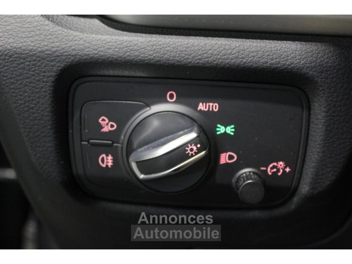 Audi S3 Berline Quattro 20 TFSI - 300 - BV S-tronic 8V BERLINE  PHASE 1 - 17