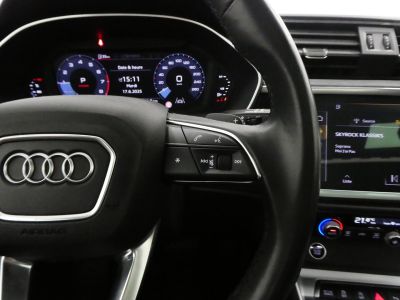 Audi Q3 35 TFSI 150CH MILD HYBRID DESIGN LUXE S TRONIC 7   - 14