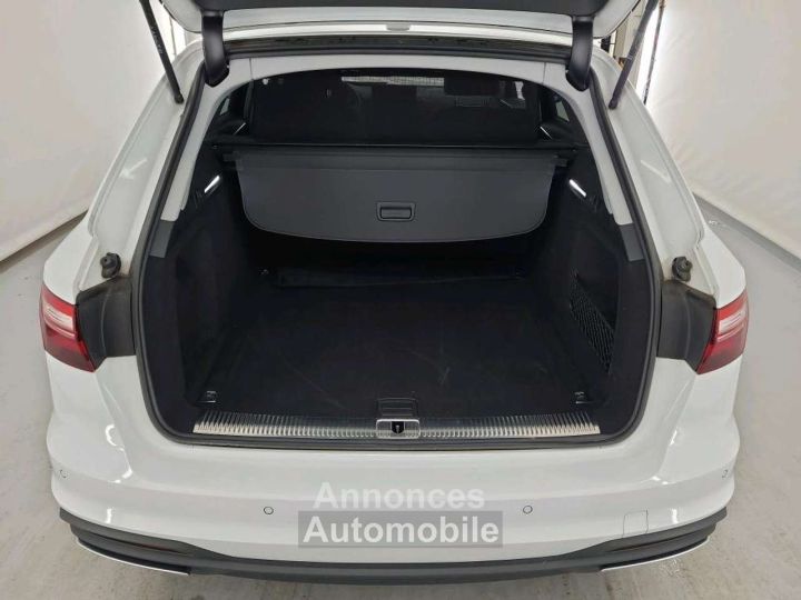 Audi A4 Avant 35TDi STRONIC - 9