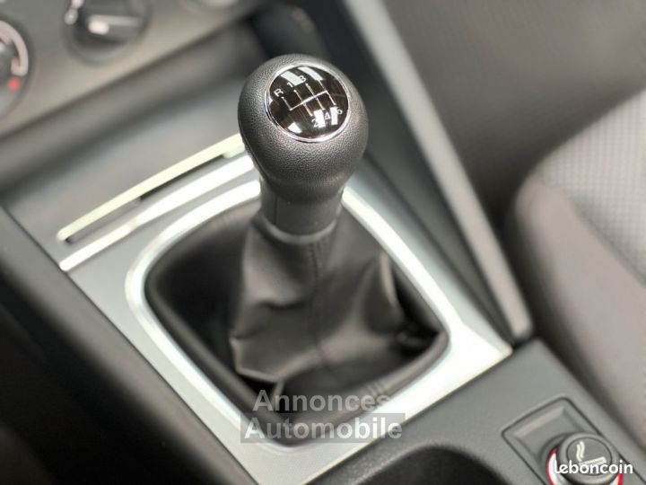 Audi A3 Cabriolet 12L TSI 105 ch 86 055 kms Carnet et historique État exceptionnel - 9