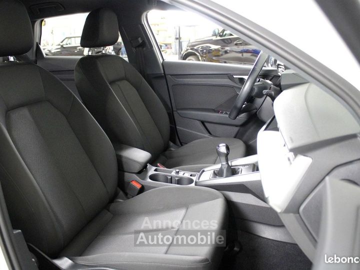 Audi A3 Sportback 30 TFSI 110CH BUSINESS LINE - 13