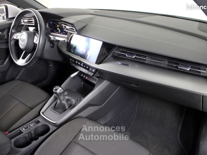 Audi A3 Sportback 30 TFSI 110CH BUSINESS LINE - 19