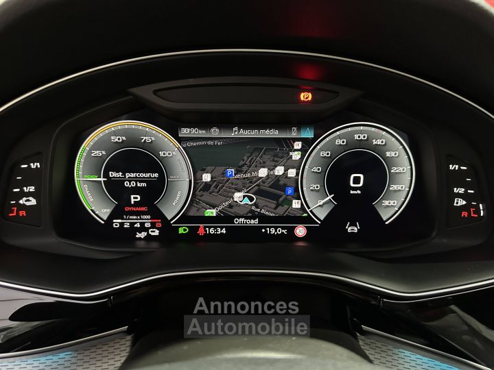 Audi Q8 60 TFSI e 490 Tiptronic 8 quattro Competition - 39