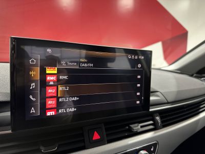 Audi A4 40 TFSI 204 S tronic 7 Avus   - 29