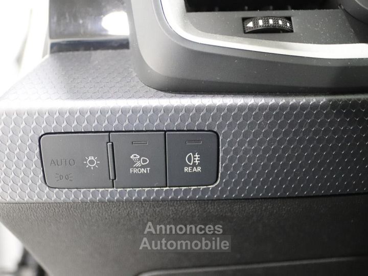 Audi A1 Sportback 30 TFSI S line S-tronic - 13