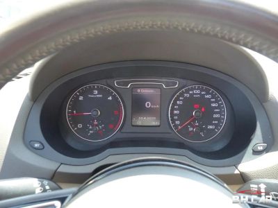 Audi Q3 20 tdi 140 ambition luxe   - 14