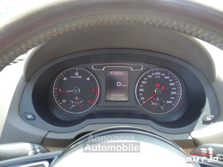 Audi Q3 20 tdi 140 ambition luxe - 14