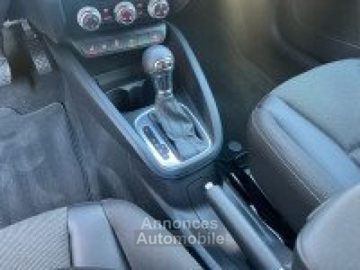 Audi A1 Sportback 16 TDI 90CH FAP AMBITION S TRONIC 7 5 PLACES - 15