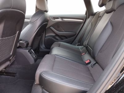 Audi A3 III 15 TFSI 150ch S line S tronic 7   - 19
