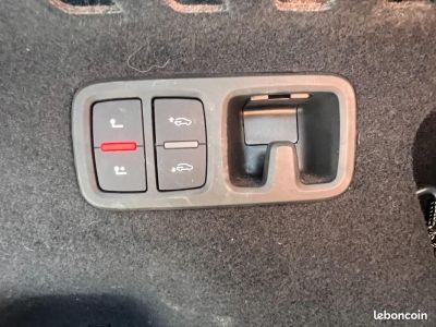 Audi Q8 30 55 TFSIE 381H 340ch HYBRID S-LINE QUATTRO TIPTRONIC BVA 1ère Main   - 20
