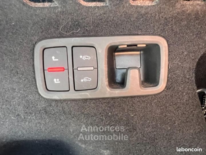Audi Q8 30 55 TFSIE 381H 340ch HYBRID S-LINE QUATTRO TIPTRONIC BVA 1ère Main - 20