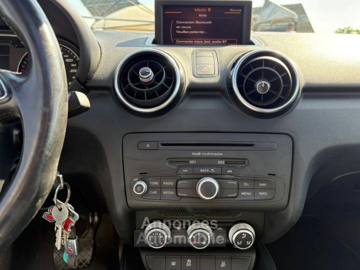 Audi A1 14 TFSI  185CH  BVA  S-Tronic  S-LINE GTIE 12 MOIS - 12