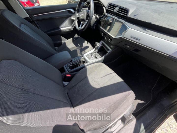 Audi Q3 35 TFSI 150ch Mild Hybrid Business line S tronic 7 - 17