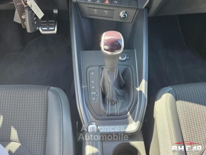 Audi A1 Sportback 10 30 tfsi 110 s-line - 19