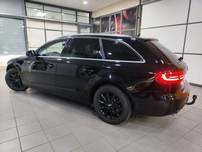 Audi A4 IV (B8) 20 TDI 150ch clean diesel DPF Attraction Multitronic Euro6   - 3