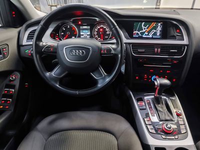 Audi A4 IV (B8) 20 TDI 150ch clean diesel DPF Attraction Multitronic Euro6   - 13