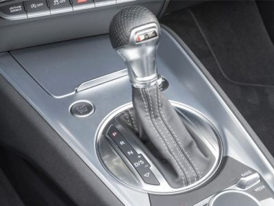 Audi TT Roadster III 45 TFSI 245ch quattro S tronic 7 S-Line   - 12