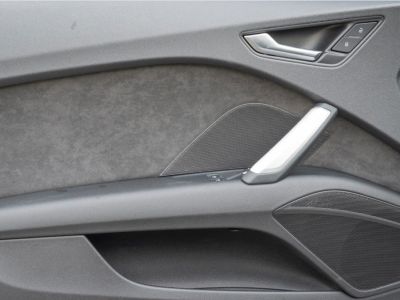 Audi TT Roadster III 45 TFSI 245ch quattro S tronic 7 S-Line   - 13