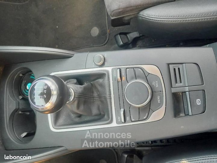 Audi A3 Sportback 14 TFSI 122ch Ambition Luxe Garantie 12 mois - 15