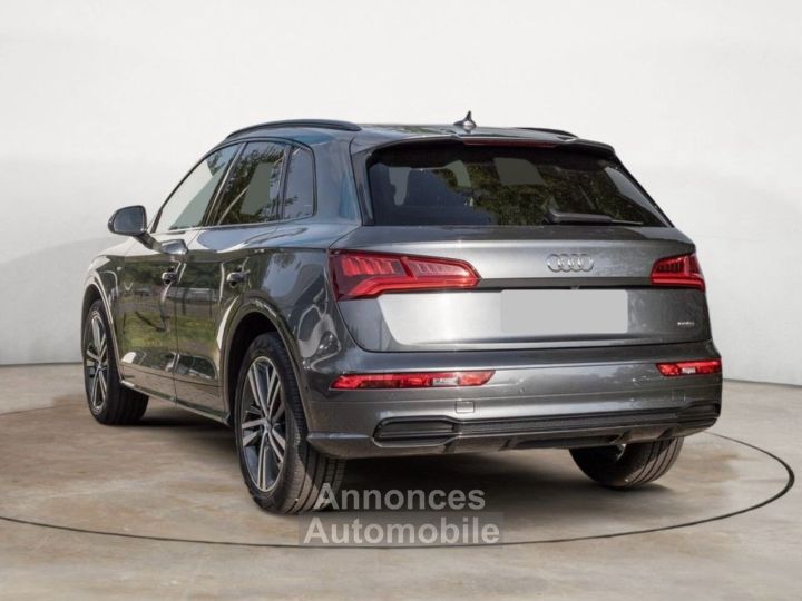 Audi Q5 40 TDI 204 S tronic 7 Quattro S line - 2