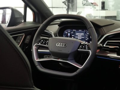 Audi Q4 E-Tron 45 285 ch 82 kWh   - 14