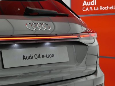 Audi Q4 E-Tron 45 285 ch 82 kWh   - 19