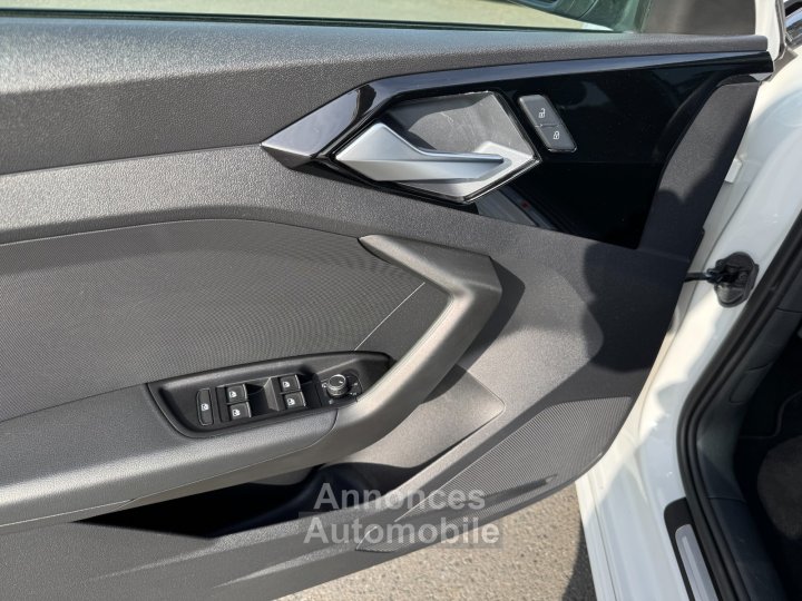 Audi A1 Sportback 30 TFSI S line S-tronic - 11