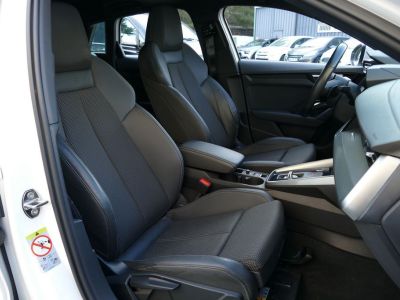 Audi A3 Sportback 35 15 TFSIe 150 Ch S-LINE S-TRONIC TOIT OUVRANT MILD HYBRID   - 16